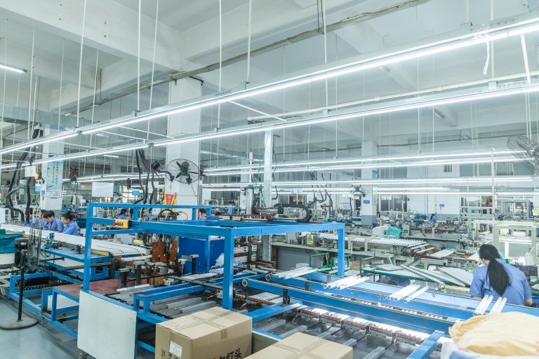 LED lighting production line supporting repeat-order manufacturing