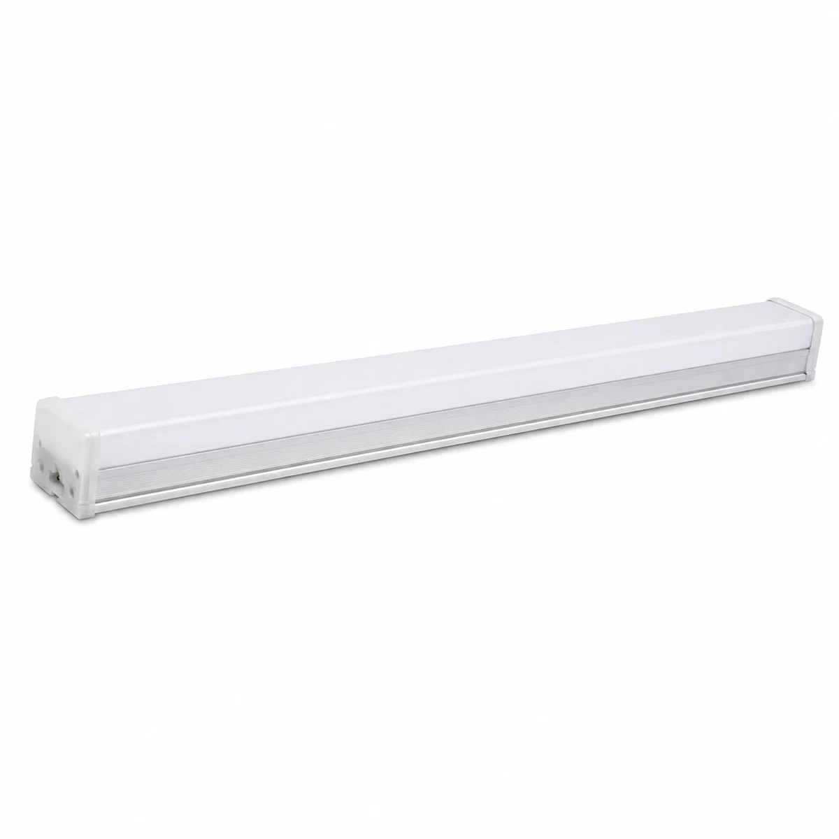 Connectable suspended LED shop light with white aluminium body and PC diffuser