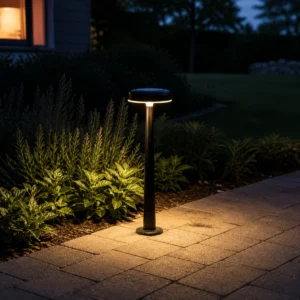 XGYSGL-MHC-E0.3 slim solar garden bollard in a verified outdoor application