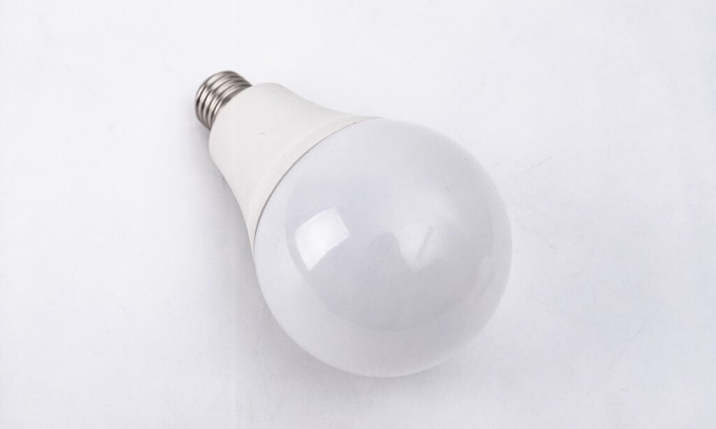 Household LED bulb with E27 screw base from the New Lights product range