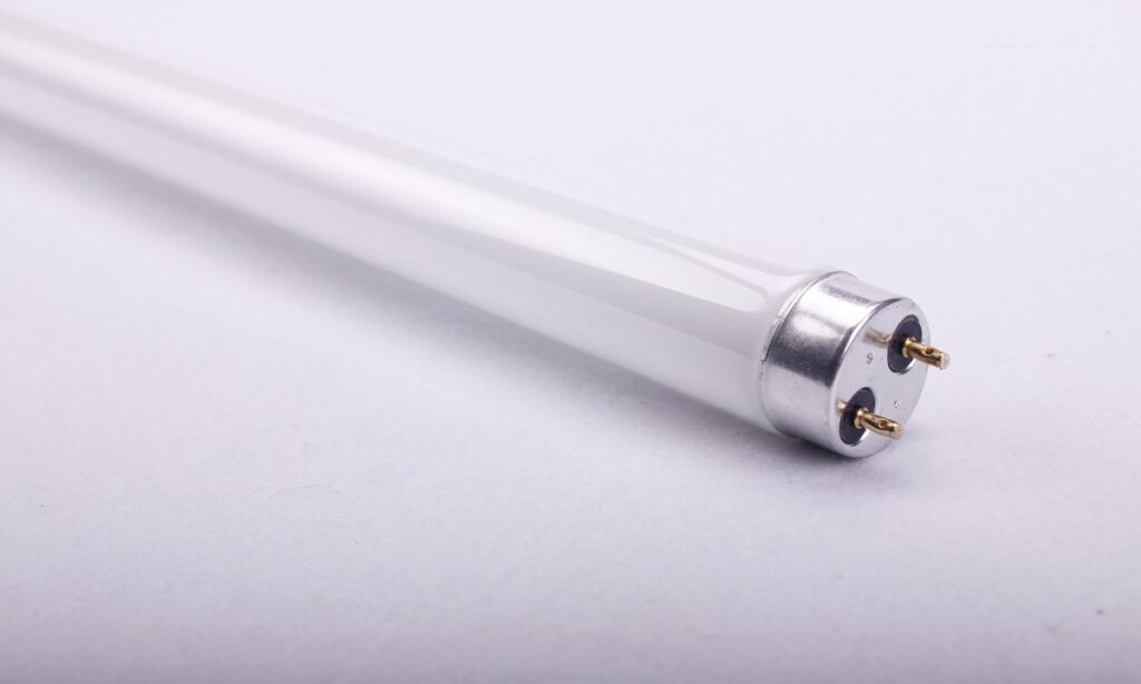 New Lights T8 LED tube with G13 pin end