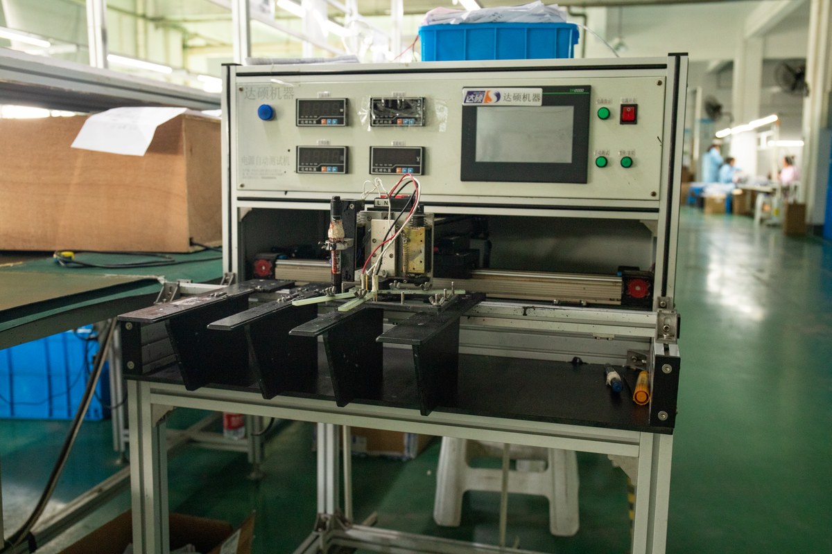 New Lights electrical rack testing equipment in the driver workshop