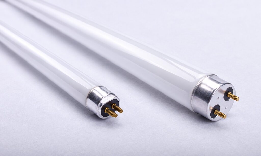 T5 and T8 LED tubes with different end caps arranged side by side