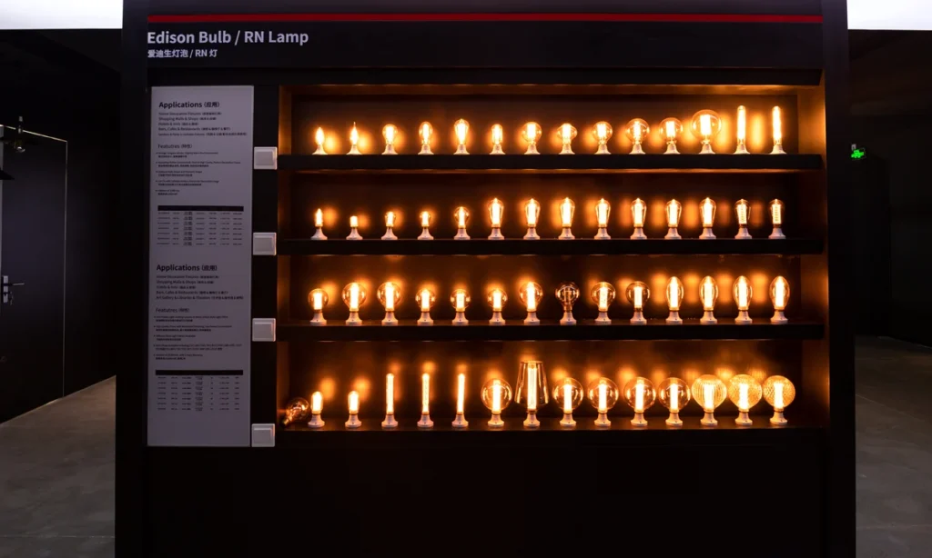 How to Create a Vintage Look With LED Filament Bulbs